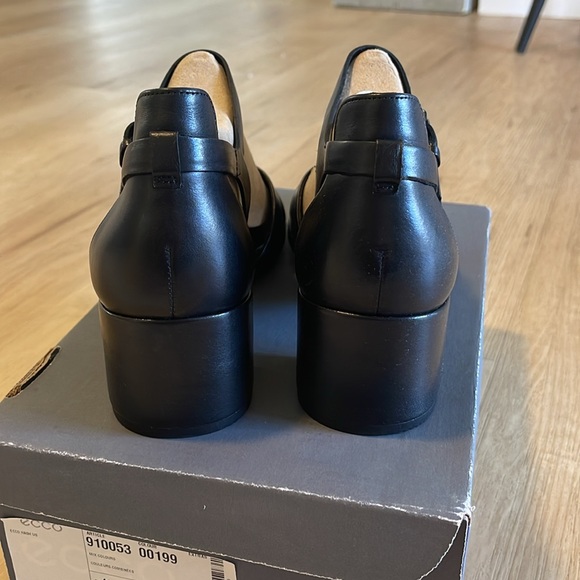 •Ecco• Heels - Picture 6 of 8